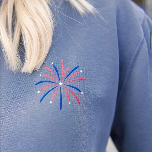 NEW Living Fully Co. Mallory Ervin Born to Sparkle Sweatshirt - Picture 2 of 9